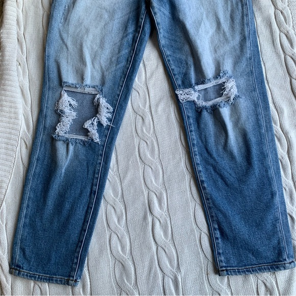 Kancan Women's Distressed Jeans Straight Fit. Sz-(7/27) - Picture 9 of 13